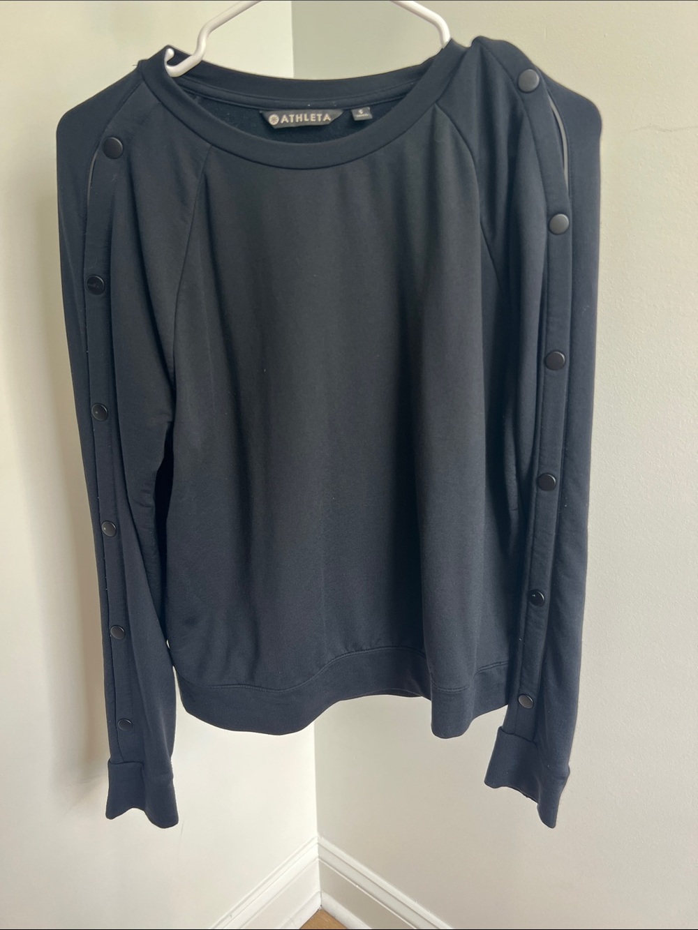 Athleta women’s Black Crewneck Sweatshirt with Snap-Trim Sleeves